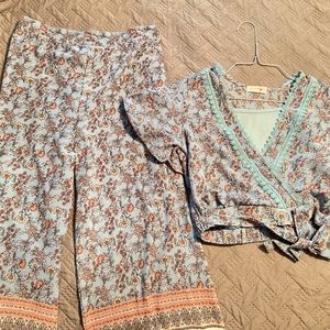 Girl’s size 14 floral pants/blouse set